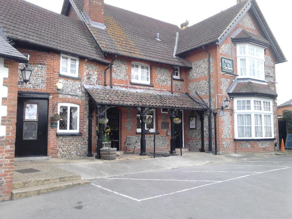 Bulford The Rose & Crown酒店 外观 照片